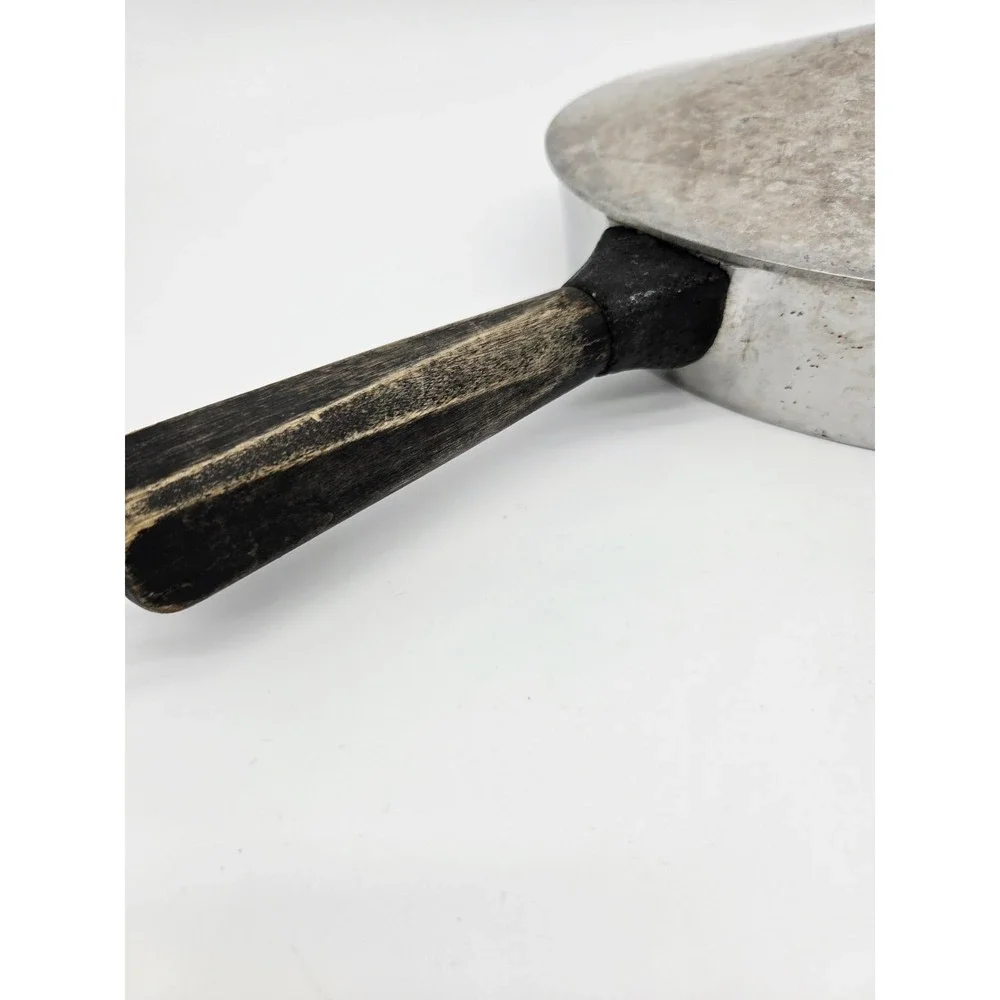 Vintage Cookware 10